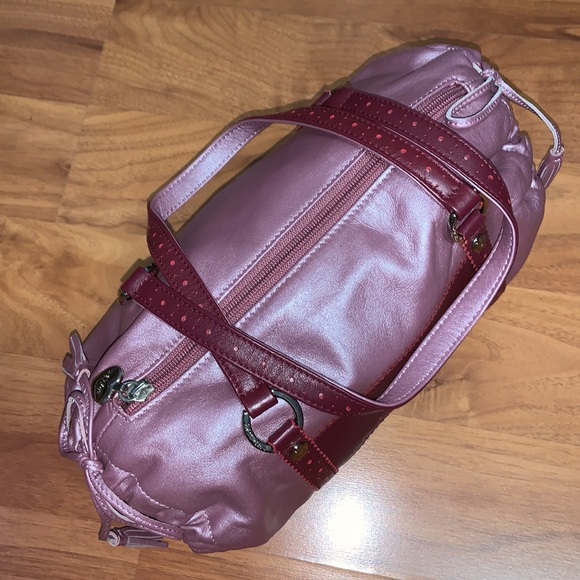 NWT Lovcat Paris Valentine Wingtip Handbag - Picture 4 of 12